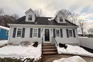 19 Melville Ave, Meriden, CT 06451 - Photo 2