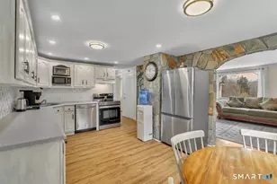 112 Weekeepeemee Rd, Bethlehem, CT 06751 - Photo 4