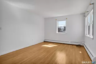 38 Sunnybrook Ln, Clinton, CT 06413 - Photo 4