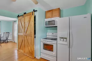 20 Nassau Cir, East Hartford, CT 06118 - Photo 14