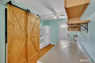 20 Nassau Cir, East Hartford, CT 06118 - Photo 10