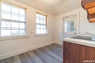 459 East Ave, Bridgeport, CT 06610 - Photo 12