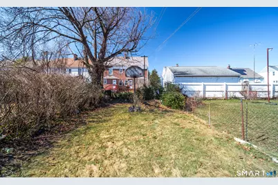 459 East Avenue, Bridgeport, CT 06610 - Photo 32