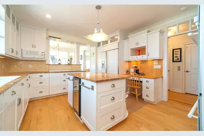 167 Shore Road, Clinton, CT 06413 - Photo 6