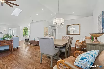 555 Mohave Circle #555, Shelton, CT 06484 - Photo 2