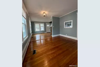 1045 Cooke Street, Waterbury, CT 06704 - Photo 4