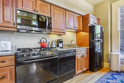 42 Academy Street #6, New Haven, CT 06511 - Photo 4
