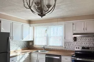 262 Robin Ct, Cheshire, CT 06410 - Photo 4