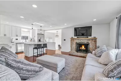 337 Thompson Street, East Haven, CT 06512 - Photo 12