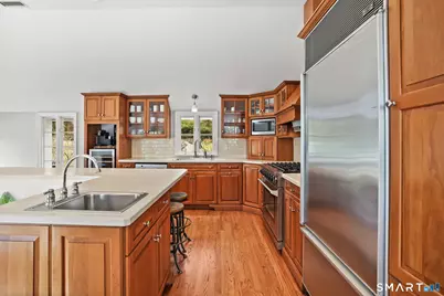 258 Dans Highway, New Canaan, CT 06840 - Photo 16