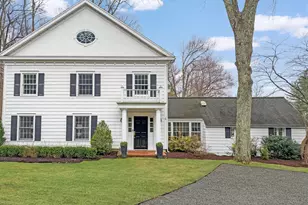 258 Dans Hwy, New Canaan, CT 06840 - Photo 2