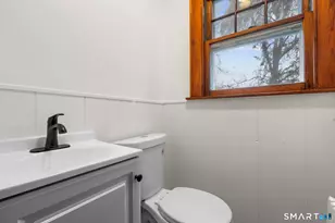 37 Byrneside Ave, Waterbury, CT 06704 - Photo 18