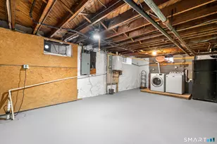 37 Byrneside Ave, Waterbury, CT 06704 - Photo 34