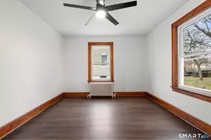 37 Byrneside Ave, Waterbury, CT 06704 - Photo 18