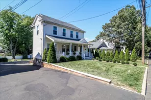 1073 Shippan Ave, Stamford, CT 06902 - Photo 2