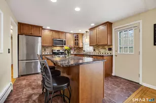 148 Highwoods Dr, Guilford, CT 06437 - Photo 16