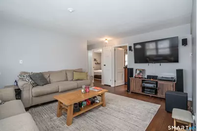 115 Mayflower Street, West Hartford, CT 06110 - Photo 6