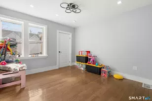 2964 State St, Hamden, CT 06517 - Photo 14