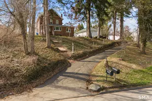 2964 State St, Hamden, CT 06517 - Photo 2