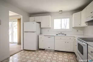 11 N Hearthstone Dr, Bethel, CT 06801 - Photo 10