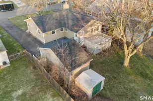 143 Sawyer Rd, Fairfield, CT 06824 - Photo 32