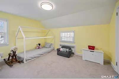 28 Woodmere Road, West Hartford, CT 06119 - Photo 20