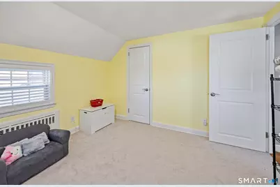 28 Woodmere Road, West Hartford, CT 06119 - Photo 22