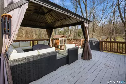 96 Toll House Lane, Fairfield, CT 06825 - Photo 26