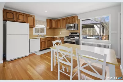 96 Toll House Lane, Fairfield, CT 06825 - Photo 8