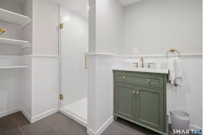 96 Toll House Lane, Fairfield, CT 06825 - Photo 20