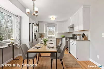 10 Karen Boulevard, Newtown, CT 06470 - Photo 2