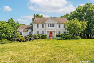 20 Charter Ridge Dr, Newtown, CT 06482 - Photo 2