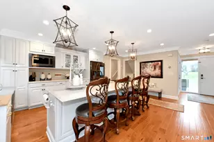 46 Buckskin Ln, Stratford, CT 06614 - Photo 10