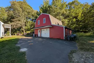 541 Benson Rd, Middlebury, CT 06762 - Photo 4