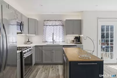 17 Cinnamon Circle #17, West Hartford, CT 06110 - Photo 10