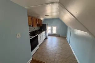 164 Coleman St, Bridgeport, CT 06605 - Photo 4