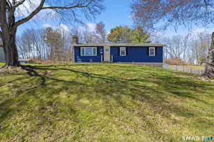 261 Winthrop Dr, Cheshire, CT 06410 - Photo 2