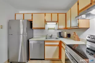 111 deKoven Drive, Middletown, CT 06457 - Photo 14