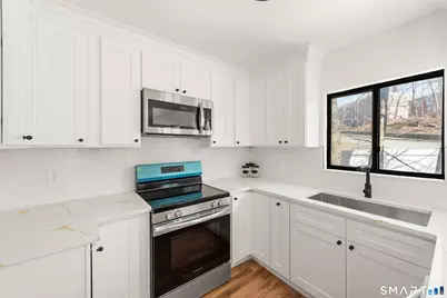 60 Lawn Avenue #21, Stamford, CT 06902 - Photo 18