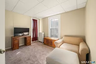 81 Elm St, Thomaston, CT 06787 - Photo 10