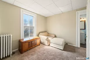 81 Elm St, Thomaston, CT 06787 - Photo 12