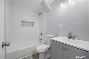 273 High Ridge Dr, Bridgeport, CT 06606 - Photo 10