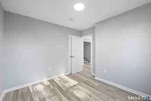 273 High Ridge Dr, Bridgeport, CT 06606 - Photo 14