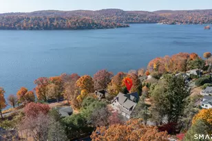 54 Indian Trail, Brookfield, CT 06804 - Photo 4