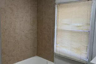 67 Laurel St, East Hartford, CT 06108 - Photo 18