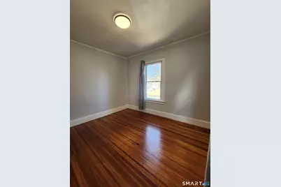 458 Hillside Avenue, Hartford, CT 06106 - Photo 30