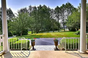 17 Bunker Hill Rd, Woodbridge, CT 06525 - Photo 4