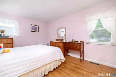 2 Thistle Road, Norwalk, CT 06851 - Photo 16