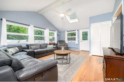 2 Thistle Road, Norwalk, CT 06851 - Photo 8