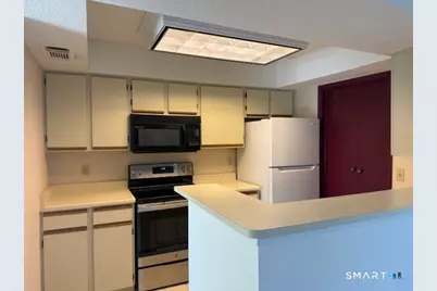 91 Crown Knoll Court #130, Groton, CT 06340 - Photo 6